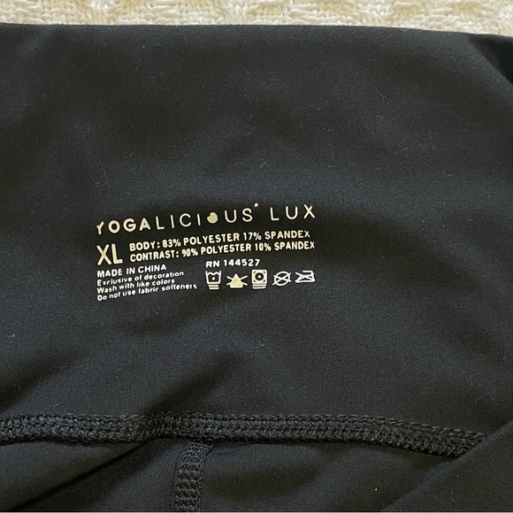Yogalicious Lux Black Leggings ~ Size XL
Athletic or Workout Wear‎ - Picture 2 of 9